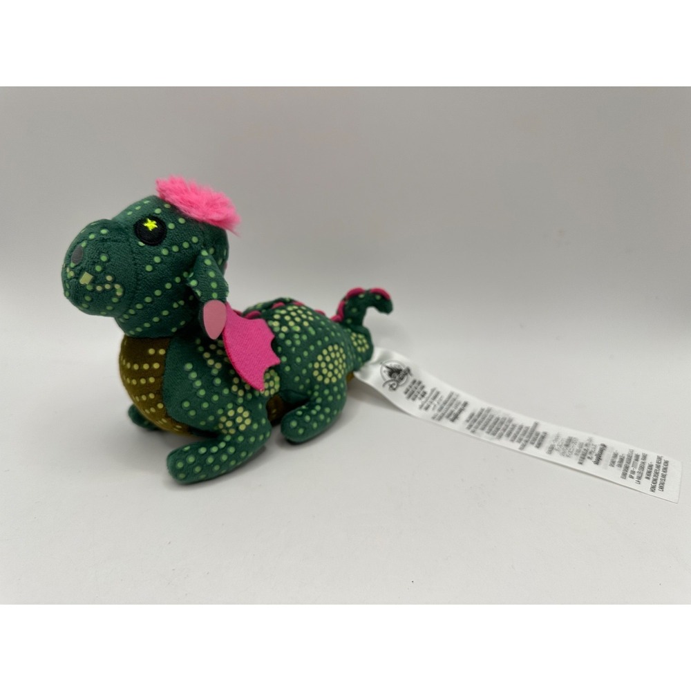 Disney Wishables Main Street Electrical Parade Pete's Dragon Elliot Plush